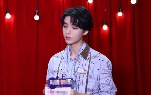 王俊凯爆料采访图片视频,揭秘幕后故事与成长点滴  第3张