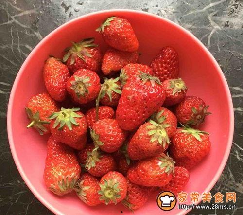 娱乐吃瓜君 草莓果酱,娱乐吃瓜君带你揭秘甜蜜背后的故事